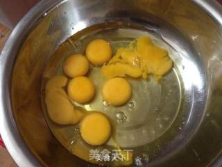 橄榄油纹路蛋糕的做法步骤：2
