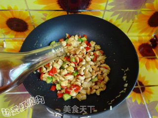 彩椒腰果鸡丁的做法步骤：15