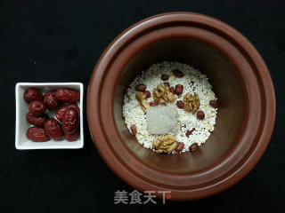 #高考倒计时营养早餐#最佳补脑滋养早餐核桃花生粥的做法步骤：9
