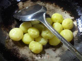红烧小土豆的做法步骤：3