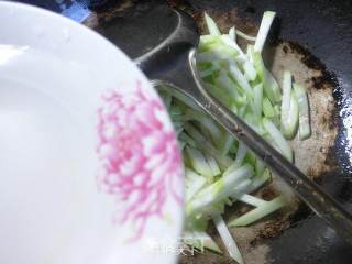 韭菜牛肚炒夜开花的做法步骤：5