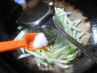 韭菜牛肚炒夜开花的做法步骤：8