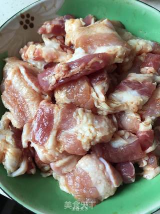 农家菜干扣肉的做法步骤：3