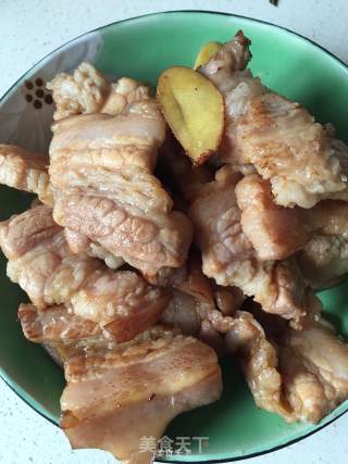 农家菜干扣肉的做法步骤：8
