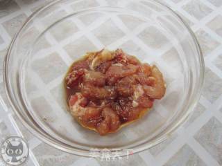 黑椒肉丝炒意面的做法步骤：3