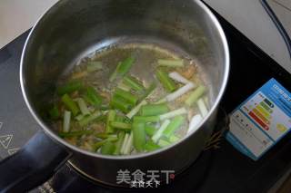 蟹味菇清炒西葫芦的做法步骤：3