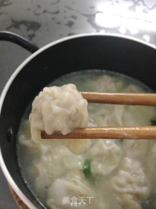 鲜肉马蹄云吞的做法步骤：5