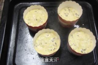 蔓越莓玛芬蛋糕的做法步骤：6