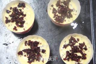 蔓越莓玛芬蛋糕的做法步骤：7