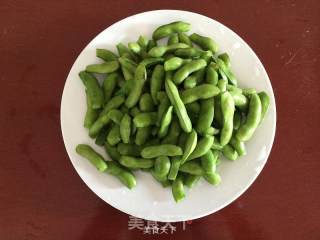 五香毛豆的做法步骤：2