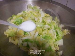 清炒圆白菜的做法步骤：3