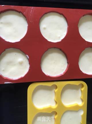 蔓越莓玫瑰花轻乳酪蛋糕的做法步骤：13