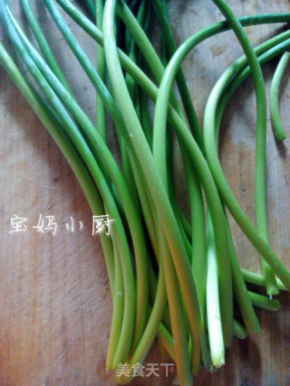 蒜苔炒肉的做法步骤：1