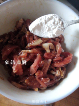 蒜苔炒肉的做法步骤：5