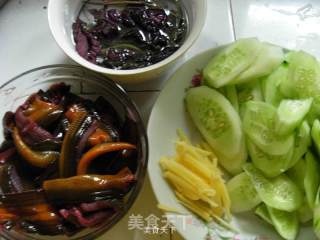 紫苏黄瓜烧黄鳝的做法步骤：1