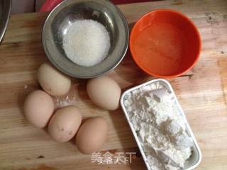 杀菌去疲劳的【蜂蜜杯子蛋糕】的做法步骤：1