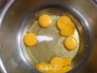 杀菌去疲劳的【蜂蜜杯子蛋糕】的做法步骤：3