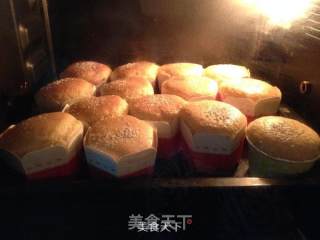 杀菌去疲劳的【蜂蜜杯子蛋糕】的做法步骤：9