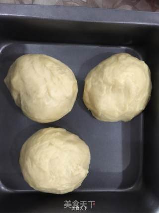豆沙馅餐包的做法步骤：3