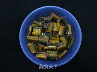 立夏鳝鱼赛人参--详解入口滑嫩清香的蒜焖鳝鱼的做法步骤：5