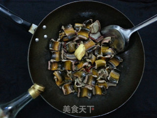 立夏鳝鱼赛人参--详解入口滑嫩清香的蒜焖鳝鱼的做法步骤：13