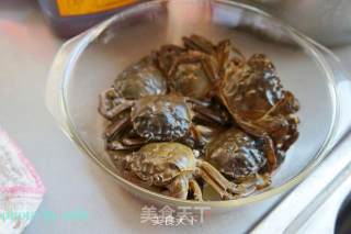 花雕醉蟹的做法步骤：1
