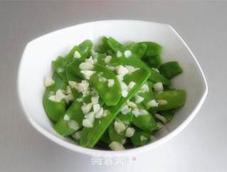 蒜香荷兰豆的做法步骤：8