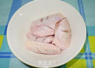 新可乐鸡翅的做法步骤：1