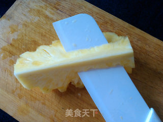 果粒菠萝酱的做法步骤：2