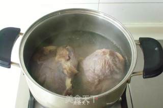 酱牛肉的做法步骤：1
