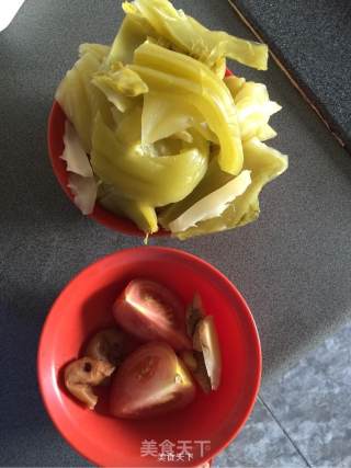 咸菜鸭汤的做法步骤：1