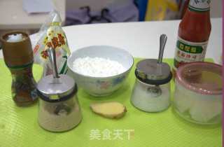 菠萝小酥肉的做法步骤：2
