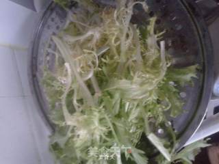 糖醋苦菊的做法步骤：1