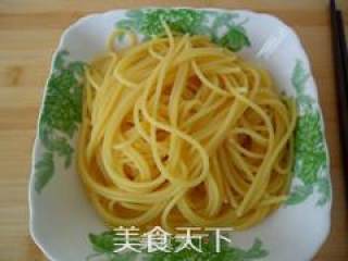 虾仁意大利面的做法步骤：3
