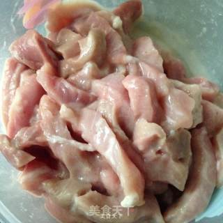 糖醋里脊的做法步骤：2