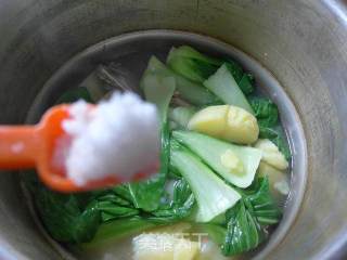 青菜土豆肉骨汤的做法步骤：9