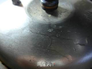 黄花菜青菜小蹄髈汤的做法步骤：6