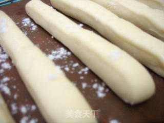 糖霜奶黄面包棒的做法步骤：7