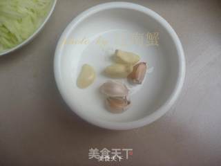 蒜蓉白萝卜丝的做法步骤：3