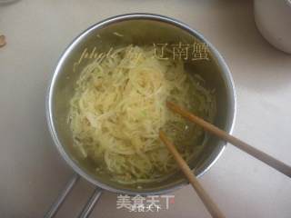 蒜蓉白萝卜丝的做法步骤：9