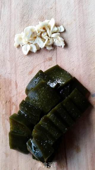 柴叶豆腐的做法步骤：3
