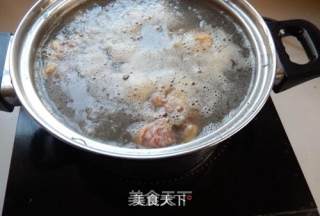 益母草鸽子汤的做法步骤：3