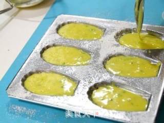 轻松做法式小甜点玛德莲蛋糕的做法步骤：6