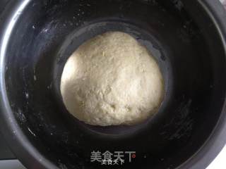 椰蓉花型面包的做法步骤：6