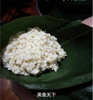 菜鸟也能包粽子：五香鲜肉粽的做法步骤：8