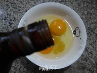 雪菜鸡蛋炒老豆腐的做法步骤：2