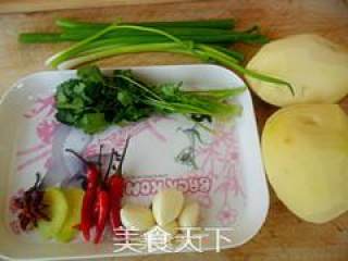 麻辣土豆条的做法步骤：1