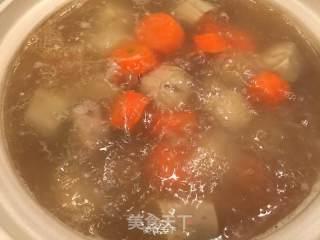 牛蒡红萝卜排骨汤的做法步骤：5