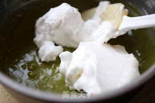和宇治抹茶的夏日约会——抹茶草莓卷的做法步骤：10
