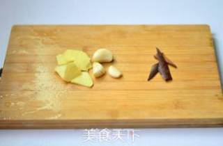 彩椒香菇鸡的做法步骤：3